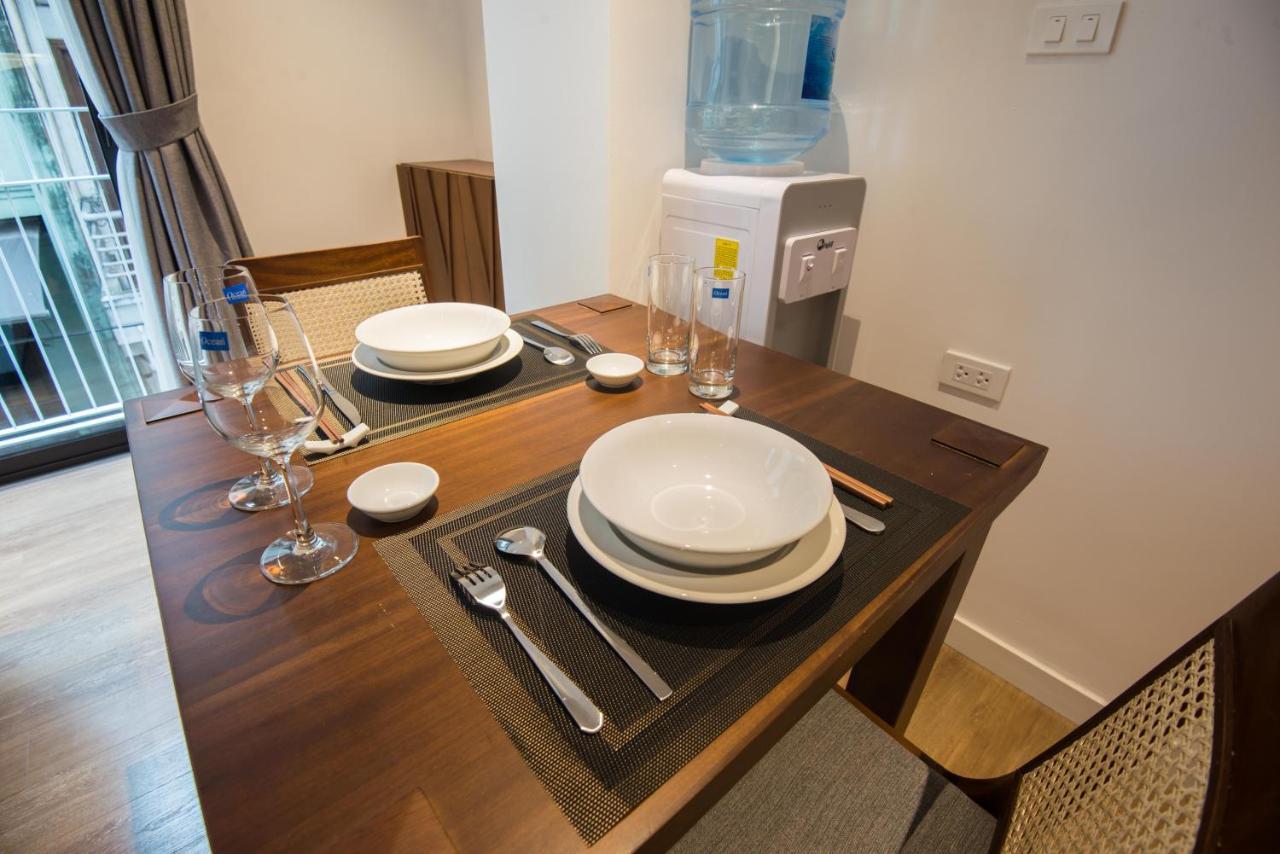 22Housing Hotel & Apartment 81 Linh Lang Hanoi Luaran gambar