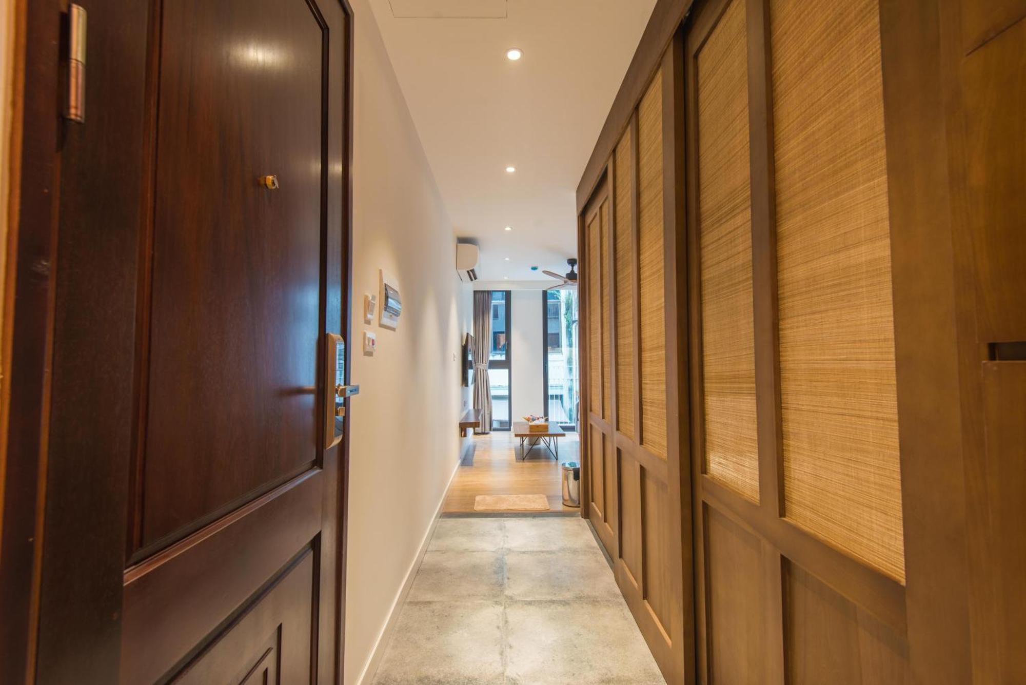 22Housing Hotel & Apartment 81 Linh Lang Hanoi Luaran gambar